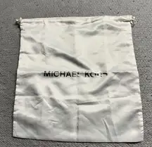 ⭐️ Michael Kors White Shimmery Drawstring Dust Bag EUC