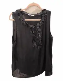 Violet & Claire Gray Ruffle Floral Embellished Tank Top - Large (stains shown)