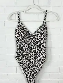 Old Navy Cheetah Animal Print One Piece Swimsuit Size M