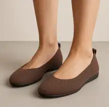 Rothy's Max Square Ballet Flats in Maple (Mocha Mousse Color) Micro Check Size 8