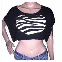 Delia's shirt crop tee