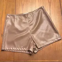 Judith March Vegan Faux Leather High Waisted Shorts in Camel Brown‎ Size Large