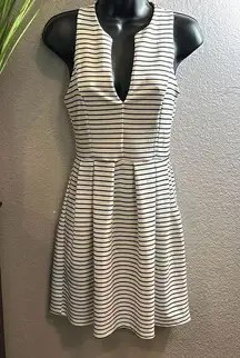 #179 Dee Elle striped A line dress size medium