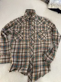 Wrangler Button Down Pearl Snap