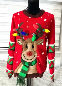 So CUTE PRETTY CHRISTMAS sweater🦌🎄