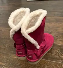 KOOLABURRA By UGG Short BYR PINK ARLEN SHORT Bow Faux Fur-lined Lightweight