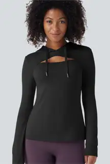 White Birch Women's Black Crisscross Hoodie