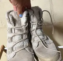 Sorel for sale,absolutely love these! have them in many colors, wear all day