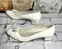 White Slip-On Dress Shoes Wm 10M