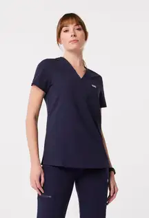 FIGS Catarina One-Pocket Top