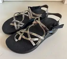 Chaco women’s ZX2 strappy sandals size 8