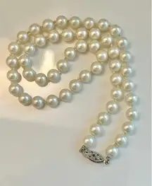 Vintage Macy’s Hand Knotted Glass Pearl Necklace