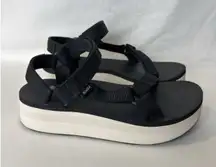 Teva Flatform Universal Platform Sandals Women’s Size 10 White/Black Footbed