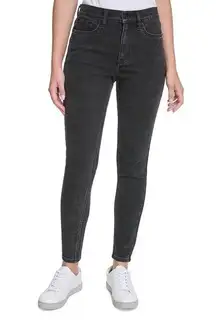 NWT  Women's High-Rise Skinny Jeans size: 27