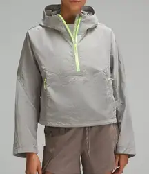 Lululemon Women’s Ripstop Half-Zip Hiking Pullover Grey Yellow Sz 4 Windbreaker