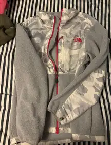 North Face Womens fleece Jackets