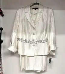 NWT Nipon Boutique Long Sleeve Embroidered Jacket with Skirt Size 20 MSRP $280