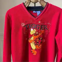 Vintage  Applique Tigger Vneck Fleece Pullover Shirt Red L