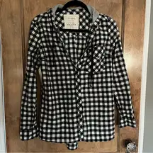 Girl Krazy White and Black plaid hooded button up top. Warm & cozy