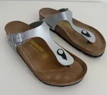 Birkenstock Gizeh Birko Flor Sandal 39 & 40 Mismatched Silver Metallic Slides