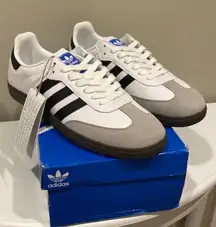 Women’s size 6.5/ Men’s size 5.5 (UK 5) Adidas Samba white black 