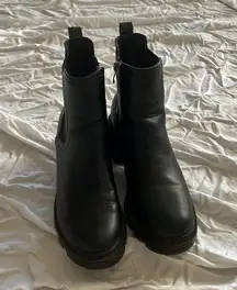 CUTE CHUNKY COMBAT BOOTS