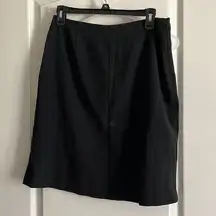 Hillard and Hanson black pencil skirt