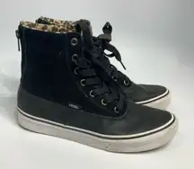 Vans lace up boots‎ size 6.5