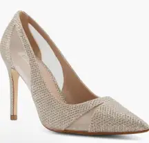 New in Box Dune London Banquets Pointed
Toe Pump Gold Sz 8‎ $109
