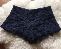 Urban Outfitters Kimichi Navy Blue Scalloped Lace Shorts Size 0