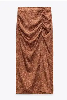 Animal Printed Midi Silky Skirt w High Slit Size Medium Gold/Brown