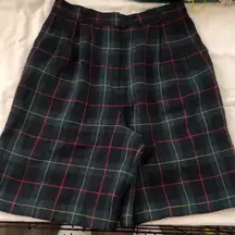 90s VTG JH Collectibles Green red blue plaid pleated high waist bermuda shorts. 100% wool. Fully lined w/pockets & belt loops. Made In USA