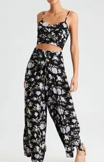 American Eagle Two Piece Floral Pant Set