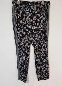 White House Black Market The Jogger Floral Pants