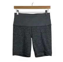 Aritzia TNA Women’s TnaButter Atmosphere Hi-Rise 7" Short Grey L