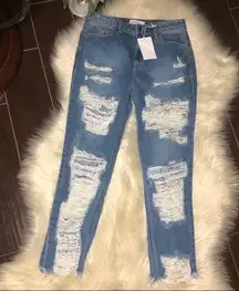 Cello heavily distressed crop denim size 5