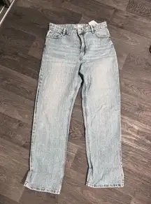 straight leg blue jeans