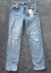 Zara Ripped High Rise Slim Jeans Distressed Denim‎ Light Wash Size 4 US NWT