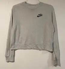 Nike Gray Cropped Crewneck Sweatshirt Women’s Small | Logo Pullover