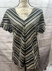 Andrea Jovine medium white and black striped shirt sleeve blouse (2136)