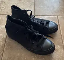 Black High-Top Converse All Star Chuck Taylor