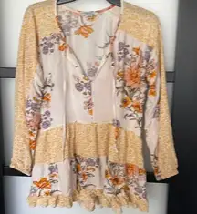 American Eagle Boho Floral Top size M  Yellow, Orange Blue Pink Cream Peplum