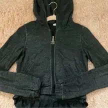 Lululemon  'Sattva'  ZipUp Ruffled Hem Jacket w/ Hood Merino Wool Size 4