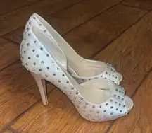 Caparros cream and rhinestone Heels with Sophisticated Design pumps size 7