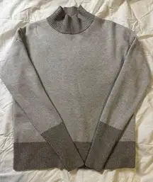 Rachel Zoe Sweater. Like New! Material is Thick and Stretchy!