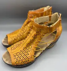 JBU Nelly‎ Wedge Sandals Womens Perforated Leather Ankle Boots 8.5