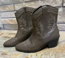 Soda Picotee Women Western Cowboy Cowgirl Stitched Ankle Boots Brown 8.5