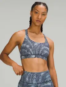 Lululemon Size 8 Energy Bra in Dimensional Icing Blue Multi-Color