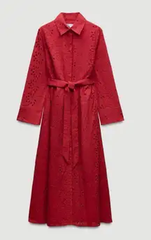 ZARA WOMAN COLLECTION Midi dress made of 100% cotton. Lapel collar and long cuffed sleeves. Adjustable tied self belt. Tonal embroidered eyelet detail. Front button closure. Red | 8420/916/600