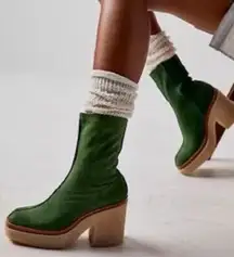 Free People Made In Spain Suede Gigi Platform Boots Emerald Edge 38.5